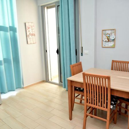 Vlorë Arianiti Guesthouse מראה חיצוני תמונה