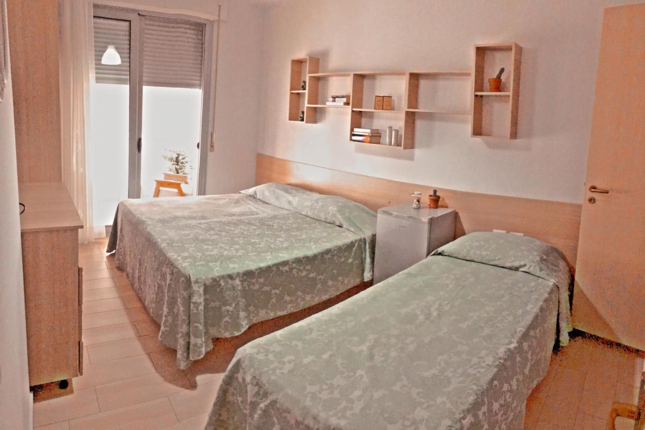 Vlorë Arianiti Guesthouse מראה חיצוני תמונה