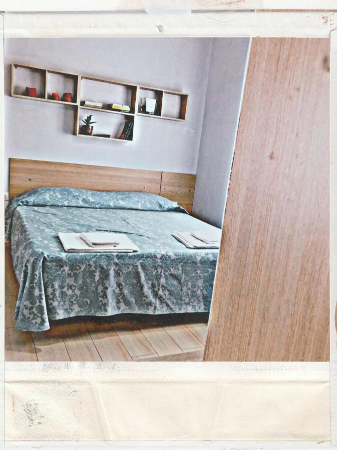 Vlorë Arianiti Guesthouse מראה חיצוני תמונה