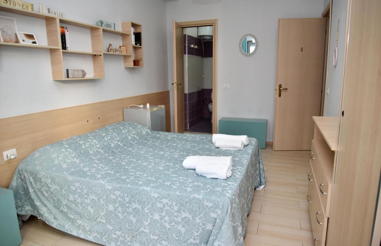 Vlorë Arianiti Guesthouse מראה חיצוני תמונה