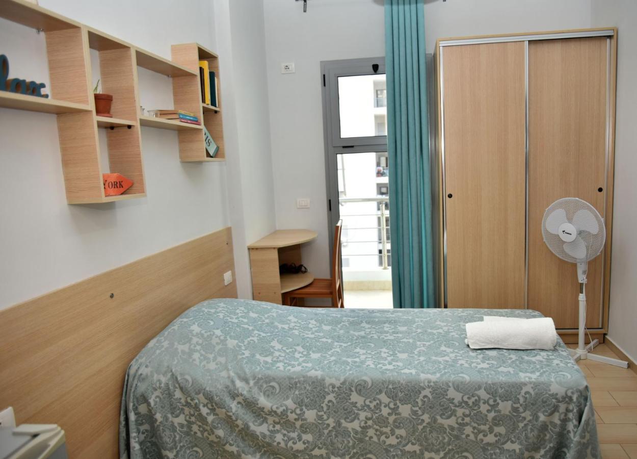 Vlorë Arianiti Guesthouse מראה חיצוני תמונה