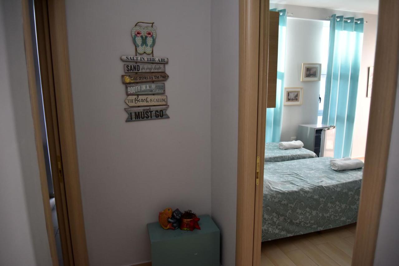 Vlorë Arianiti Guesthouse מראה חיצוני תמונה