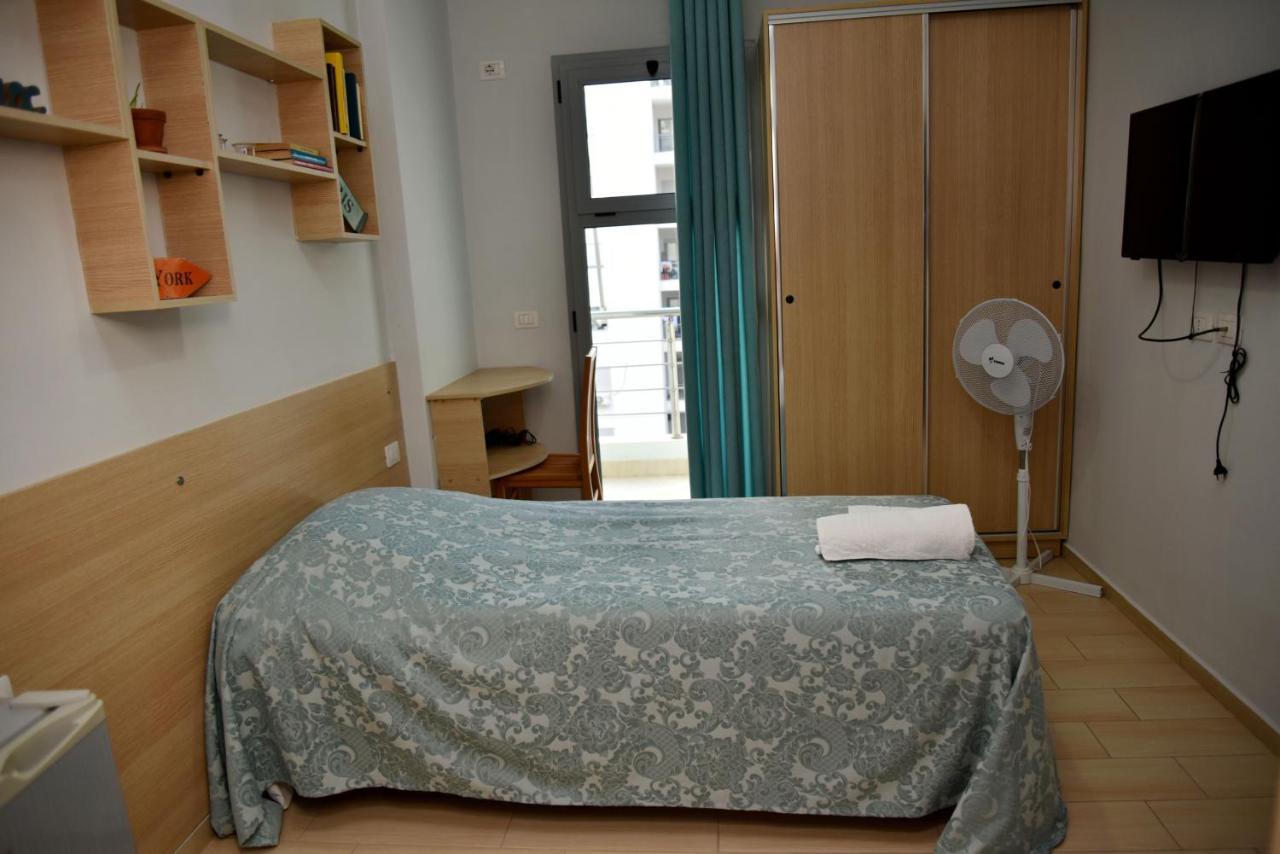 Vlorë Arianiti Guesthouse מראה חיצוני תמונה